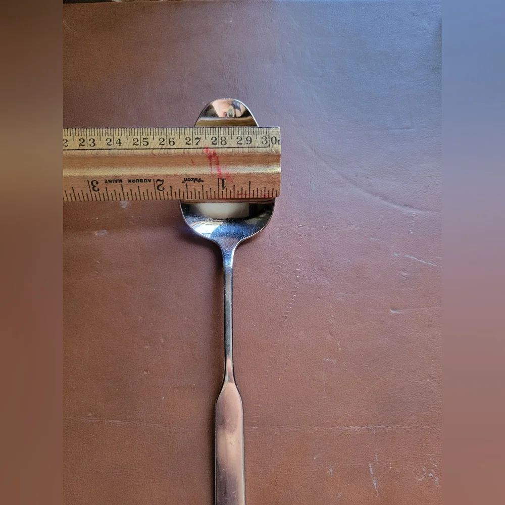 Oneida Deluxe SATIN Stainless Flatware / Silverware Spoon